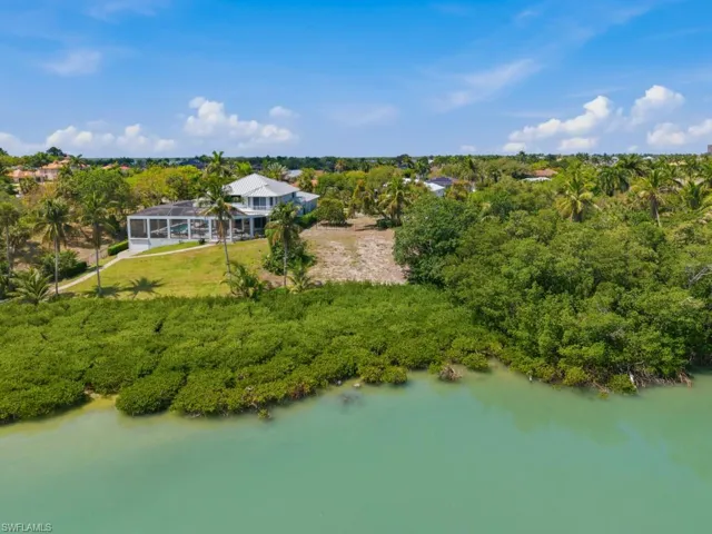 821 Caxambas, Marco Island, Florida 34145