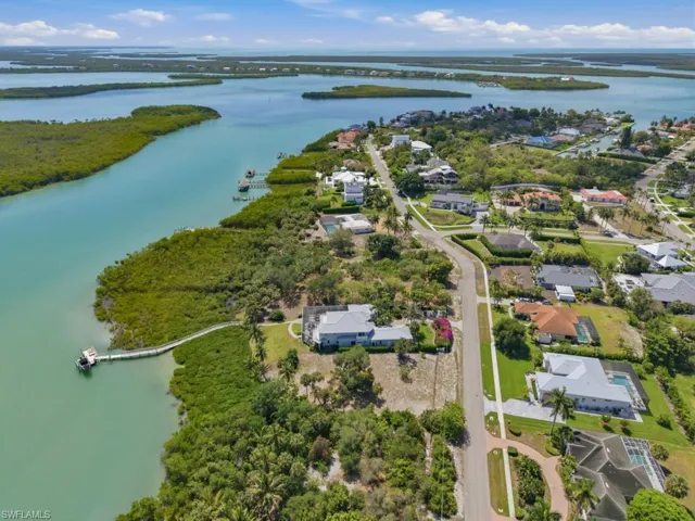 821 Caxambas, Marco Island, Florida 34145