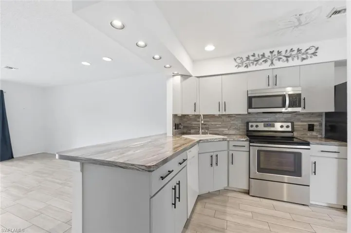 25500 Cockleshell Dr 503, Bonita Springs, Florida 34135