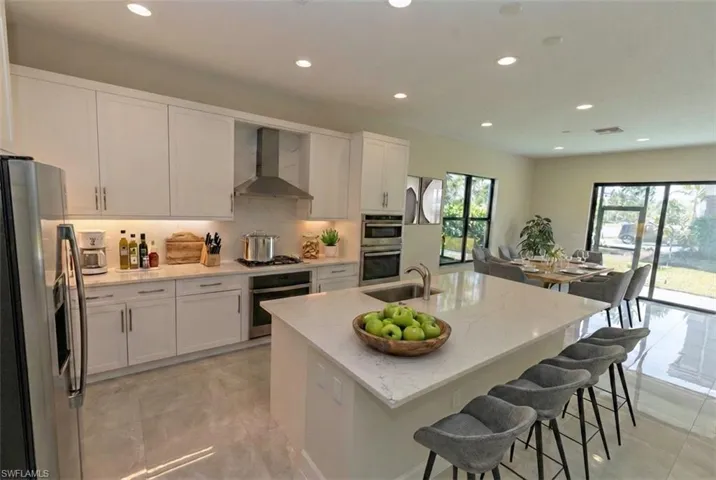 VIRTUAL STAGING