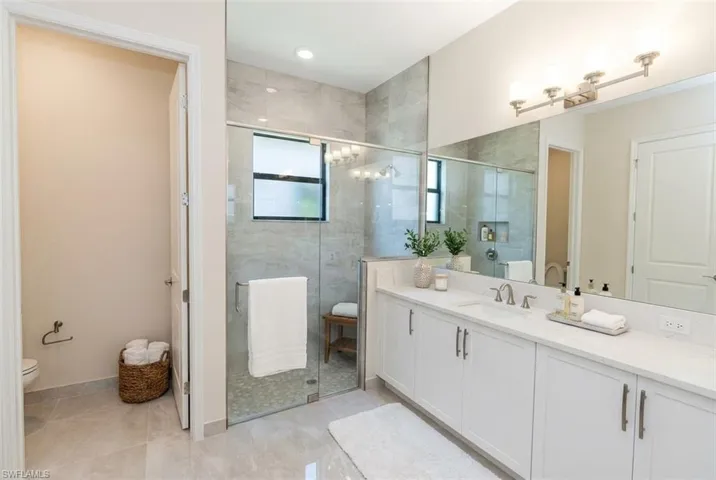 VIRTUAL STAGING