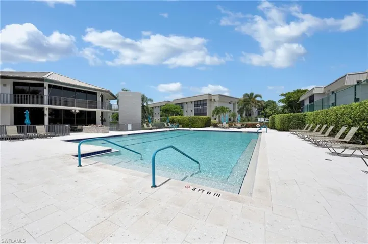 Community pool