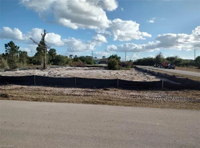 3319 28th St Sw, Lehigh Acres Fl 33976