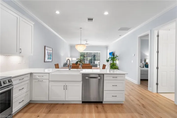 1176 S Town And River Dr, Fort Myers Fl 33919