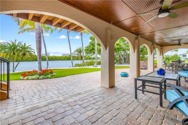 Downstairs Lanai