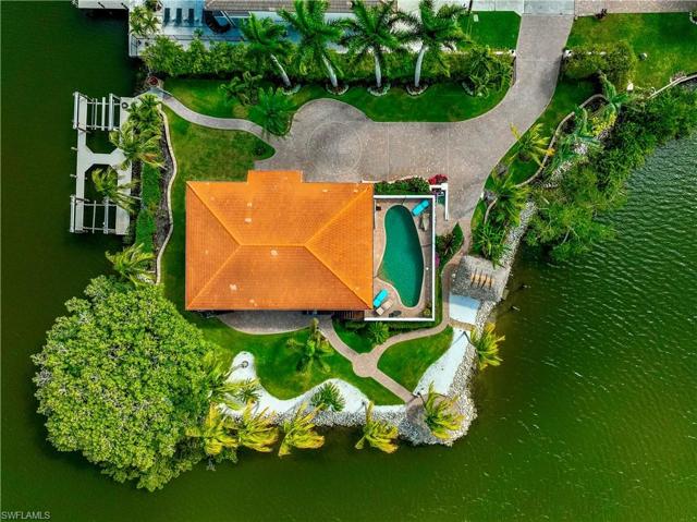 Ariel ~380' of waterfrontage