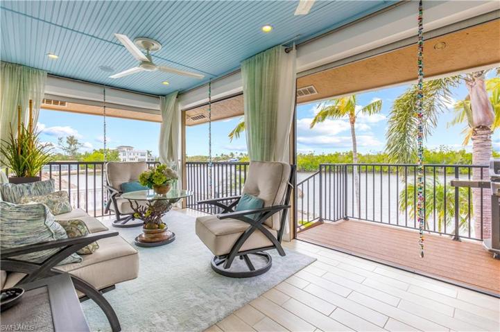 2nd Story Screened Lanai
