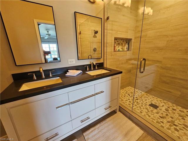 3027 Horizon LN # 2406, NAPLES FL 34109