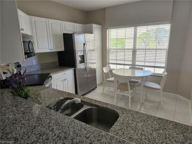 3027 Horizon LN # 2406, NAPLES FL 34109