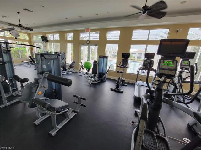 3027 Horizon LN # 2406, NAPLES FL 34109