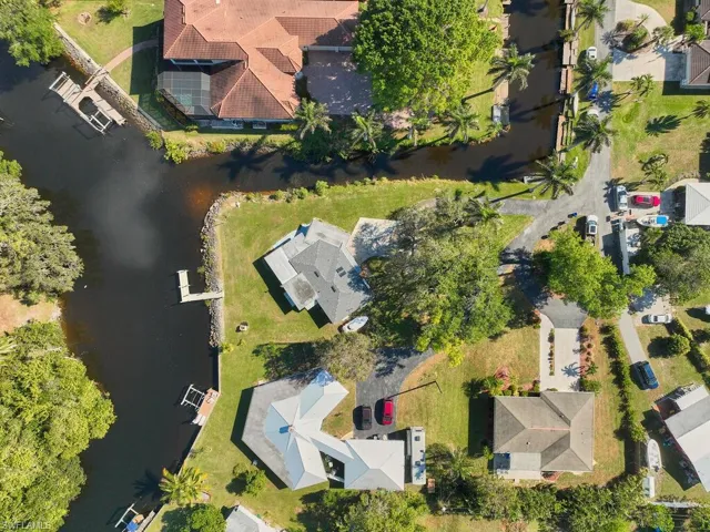 10151  Main  DR, Bonita Springs, FL 34135