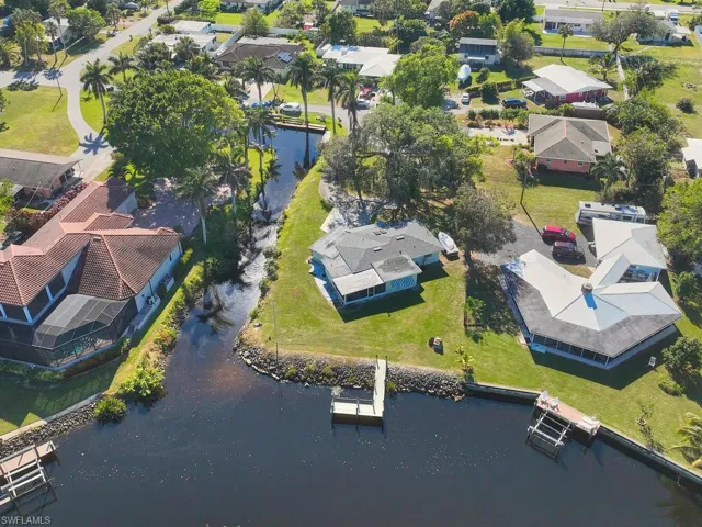 10151  Main  DR, Bonita Springs, FL 34135