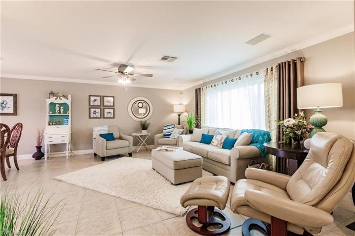 123  Saint Andrews  BLVD, Naples, FL 34113