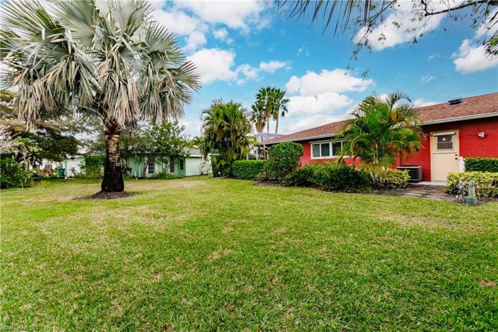 123  Saint Andrews  BLVD, Naples, FL 34113