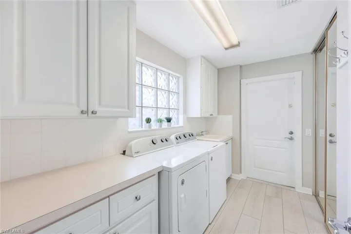 3388 Cayman Ln, Naples Fl 34119