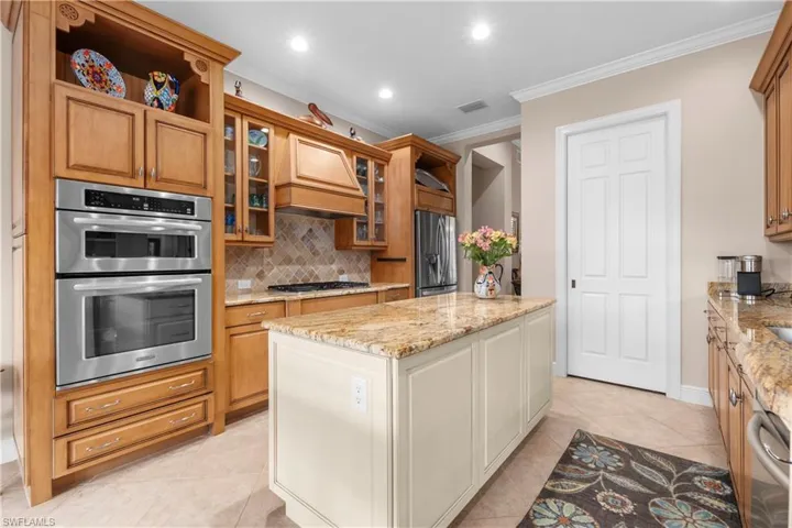STAINLESS STEEL APPLIANCES