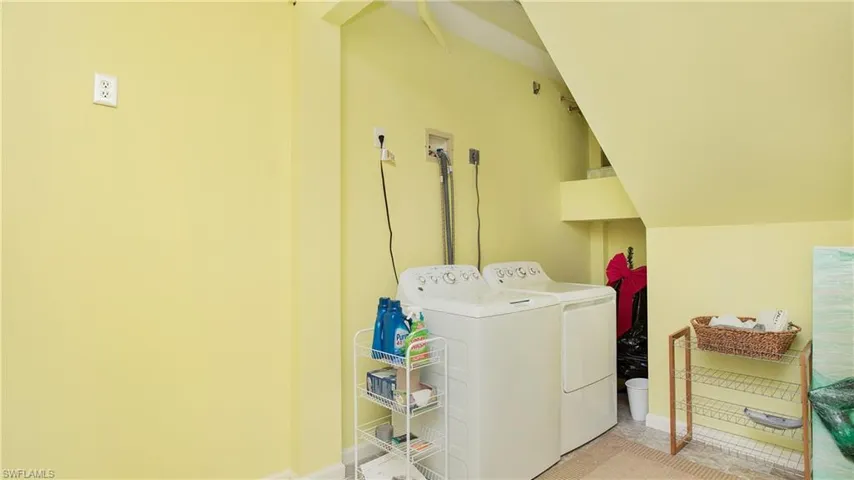 1296  Grand Canal  DR, Naples, FL 34110