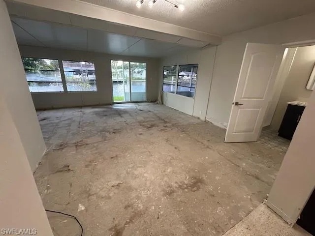 8151  Cleaves  RD, North Fort Myers, FL 33903