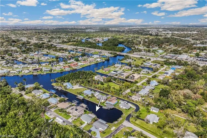 8151  Cleaves  RD, North Fort Myers, FL 33903