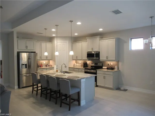 16382 Barclay Ct, Naples, Florida 34110