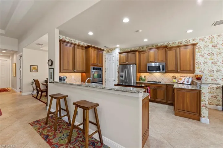 Breakfast bar