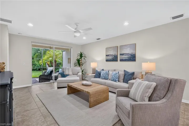 14939 Edgewater Cir, Naples, Florida 34114