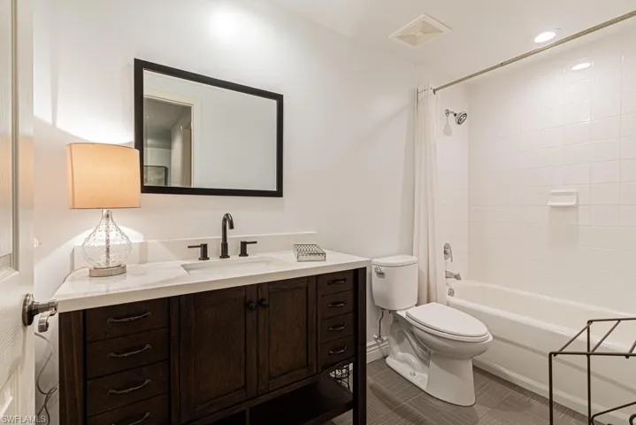 300 Dunes Blvd 105, Naples, Florida 34110