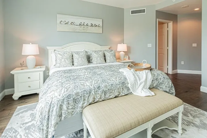 300 Dunes Blvd 105, Naples, Florida 34110