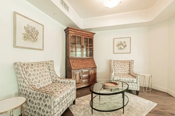 300 Dunes Blvd 105, Naples, Florida 34110