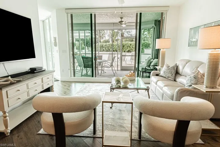 300 Dunes Blvd 105, Naples, Florida 34110
