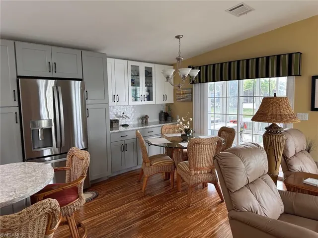1141 Diamond Lake CIR, NAPLES FL 34114