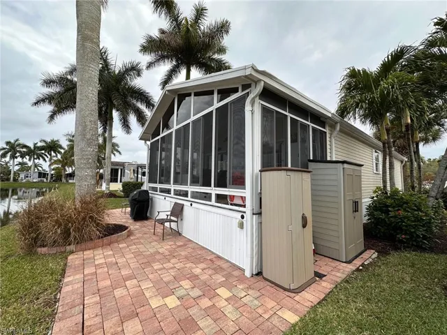 1141 Diamond Lake CIR, NAPLES FL 34114
