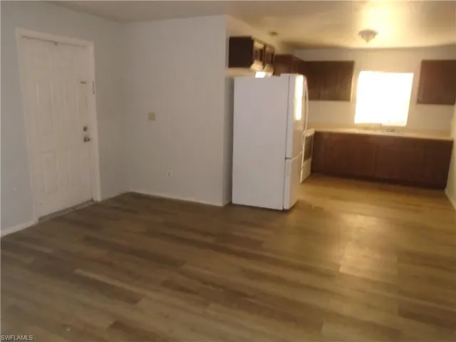 8263  Beacon  BLVD, Fort Myers, FL 33907