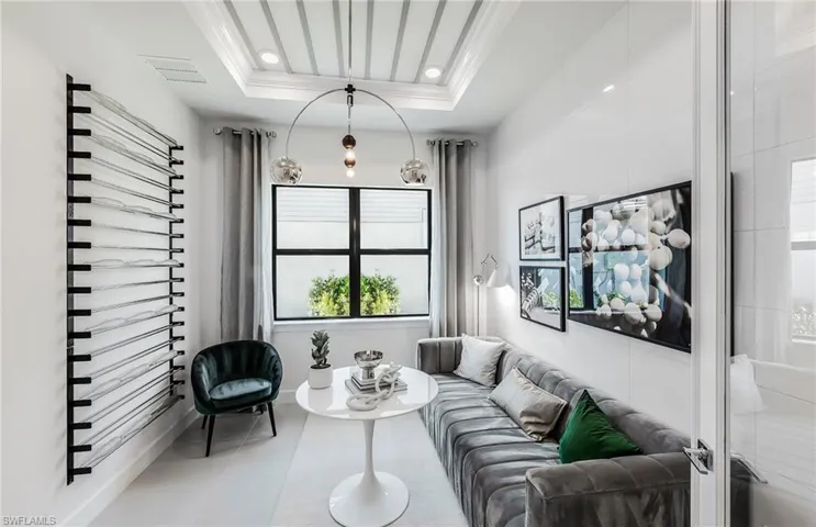 Photo of furnished model, options may vary.