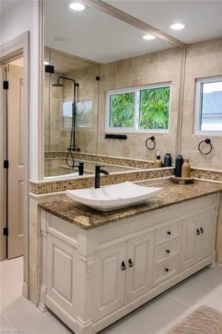 808 52nd St, Cape Coral, Florida 33914