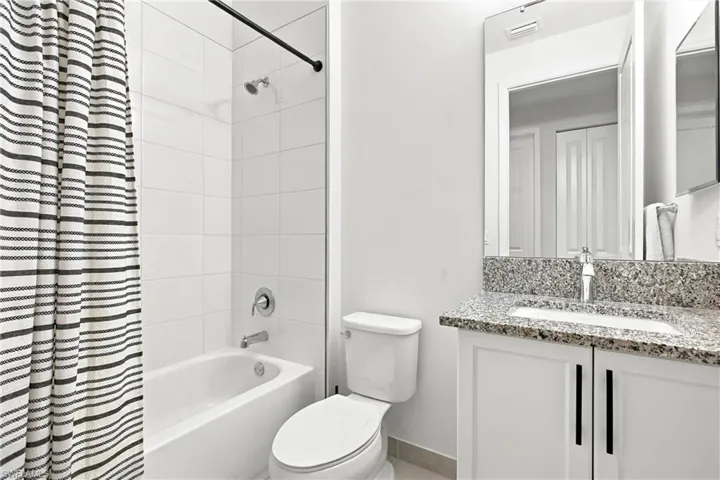 20322 Fair Oak Ln, Estero, Florida 33928
