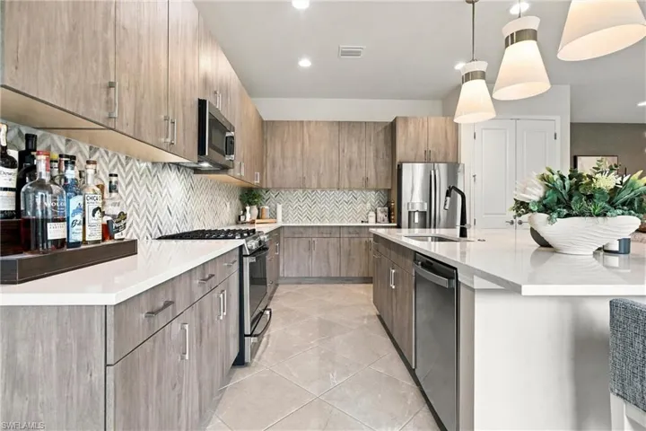 20322 Fair Oak Ln, Estero, Florida 33928