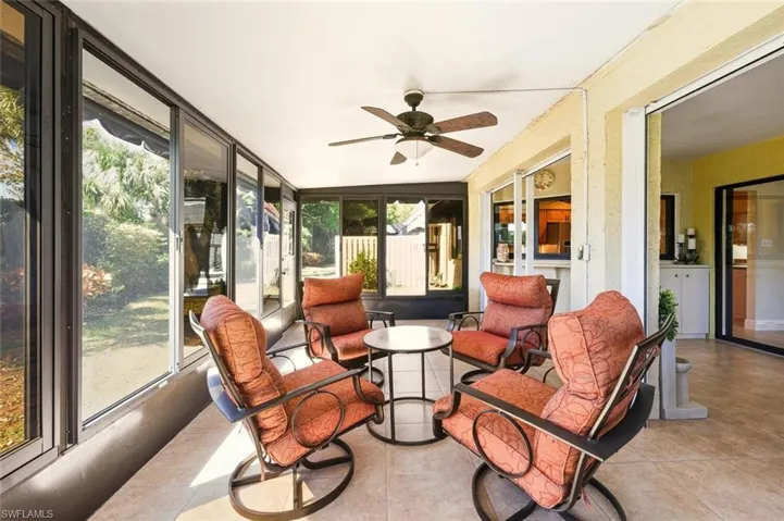 738  Reef Point  CIR, Naples, FL 34108