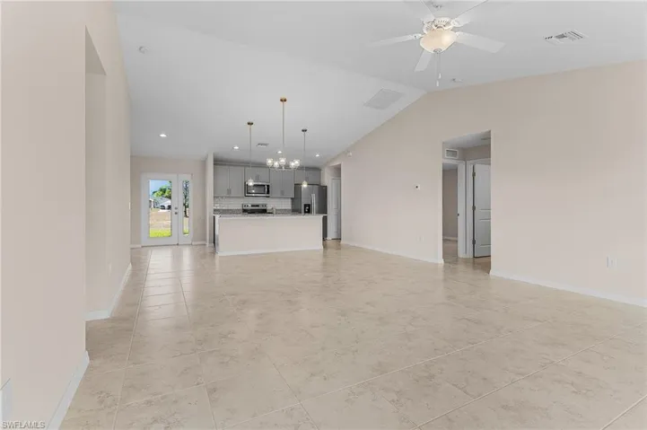 2817 Nw 22nd Pl, Cape Coral Fl 33993