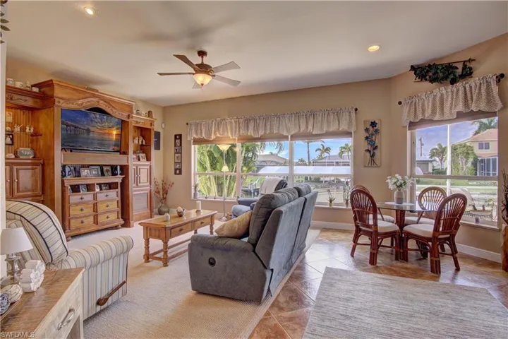 2619 SW 28th TER, CAPE CORAL FL 33914