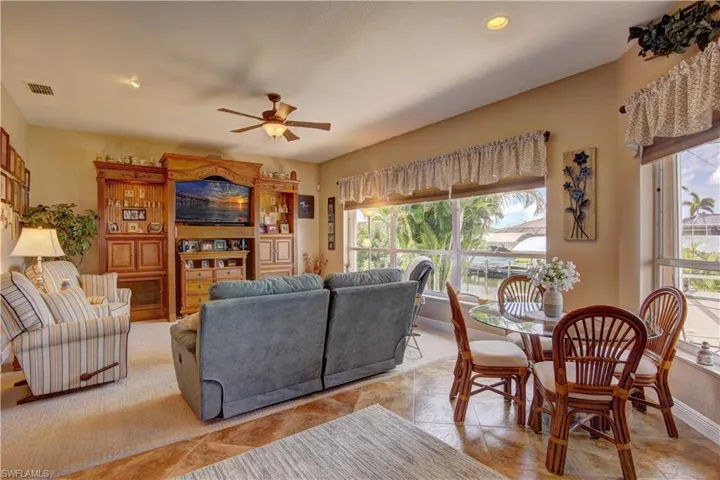 2619 SW 28th TER, CAPE CORAL FL 33914