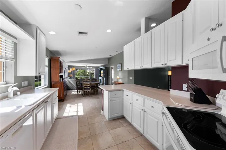 28168  Goby  TRL, Bonita Springs, FL 34135