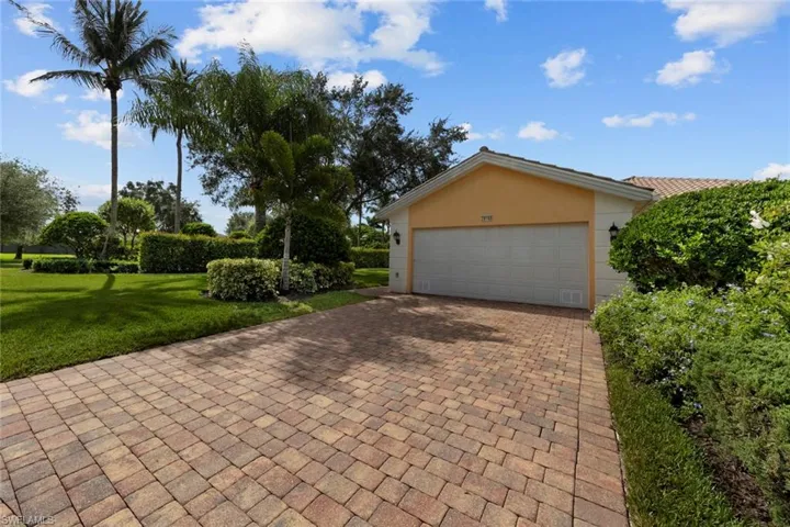 28168  Goby  TRL, Bonita Springs, FL 34135