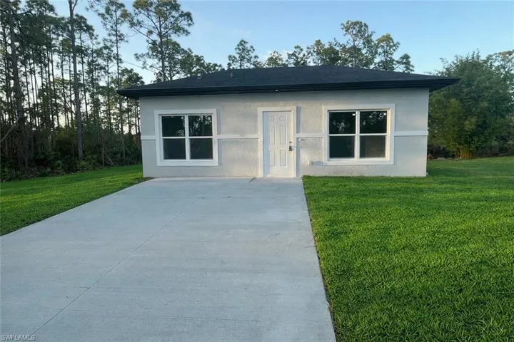 2511 65th St W, Lehigh Acres, Florida 33971