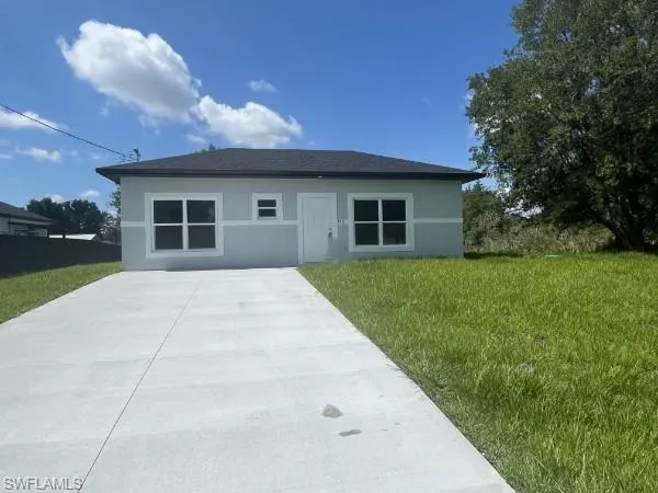 2511 65th St W, Lehigh Acres, Florida 33971