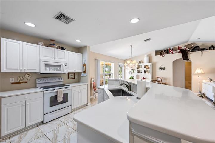 840  Harbour S AVE, Lehigh Acres, FL 33974