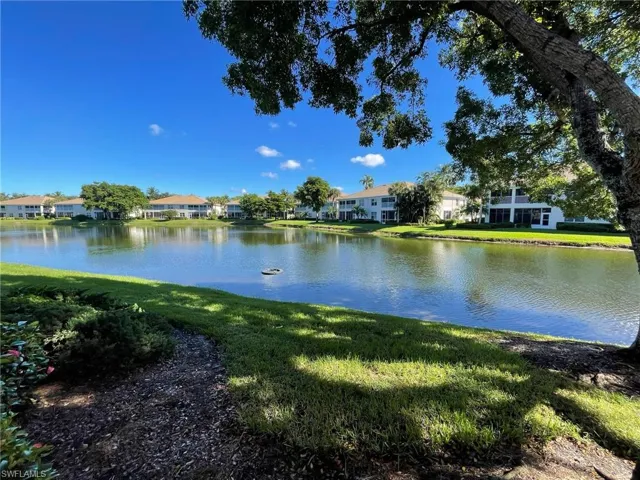784  Carrick Bend  CIR, Naples, FL 34110