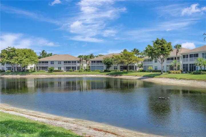 784  Carrick Bend  CIR, Naples, FL 34110