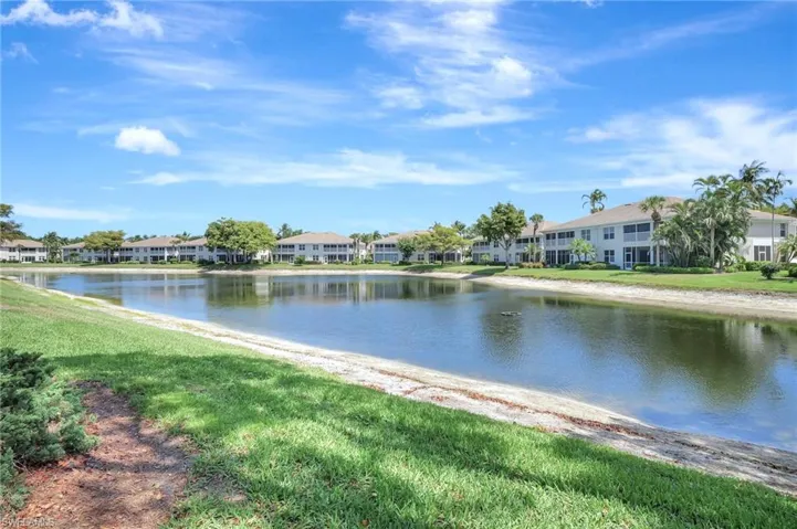 784  Carrick Bend  CIR, Naples, FL 34110