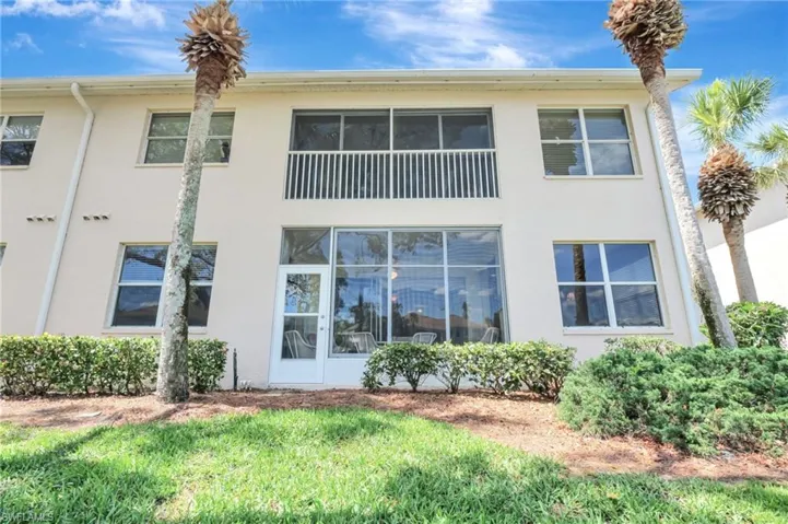 784  Carrick Bend  CIR, Naples, FL 34110